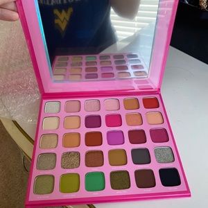 Jeffree Star Palette